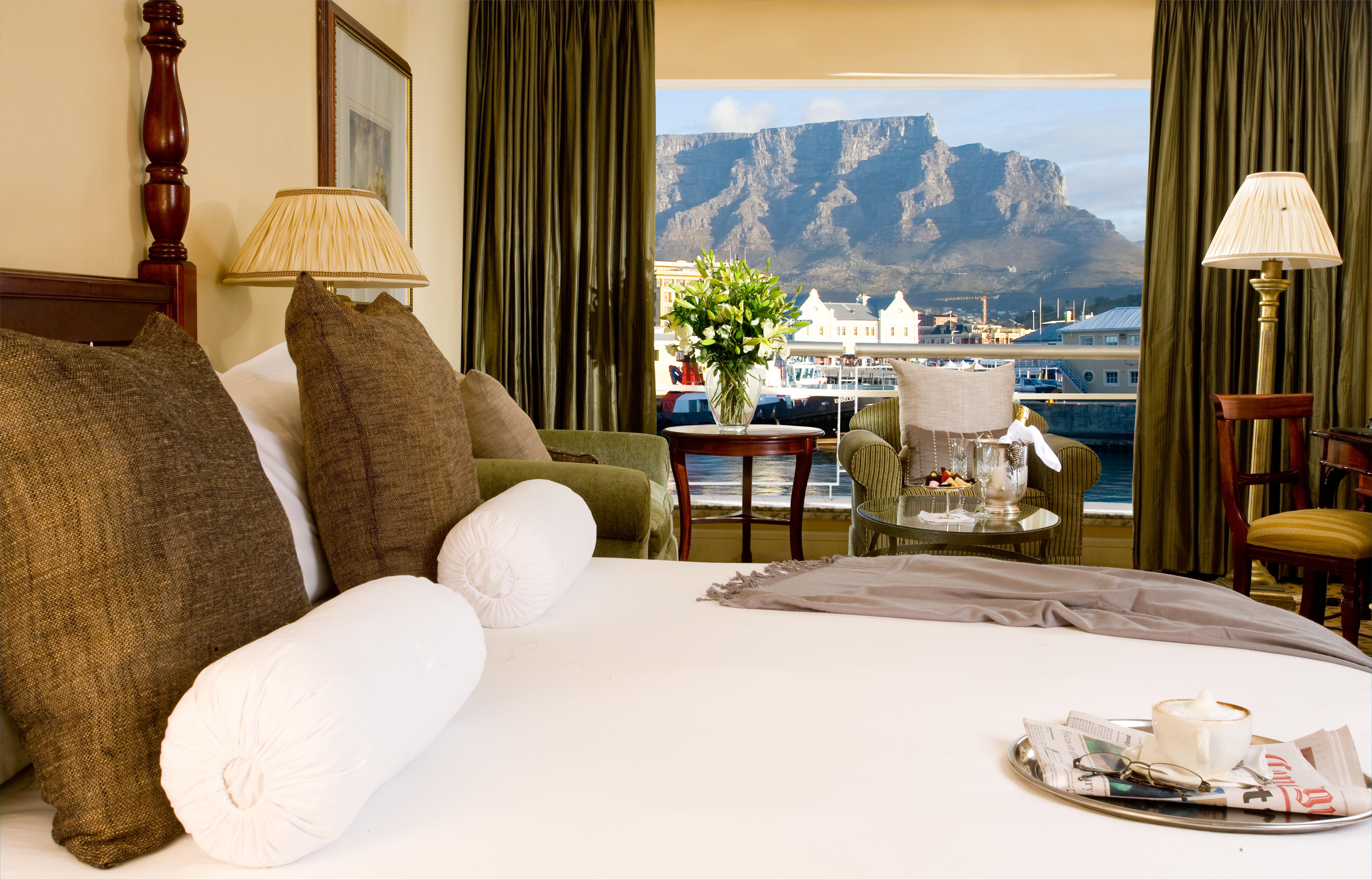 The Table Bay Hotel Ciudad del Cabo Exterior foto A room at the Cape Grace