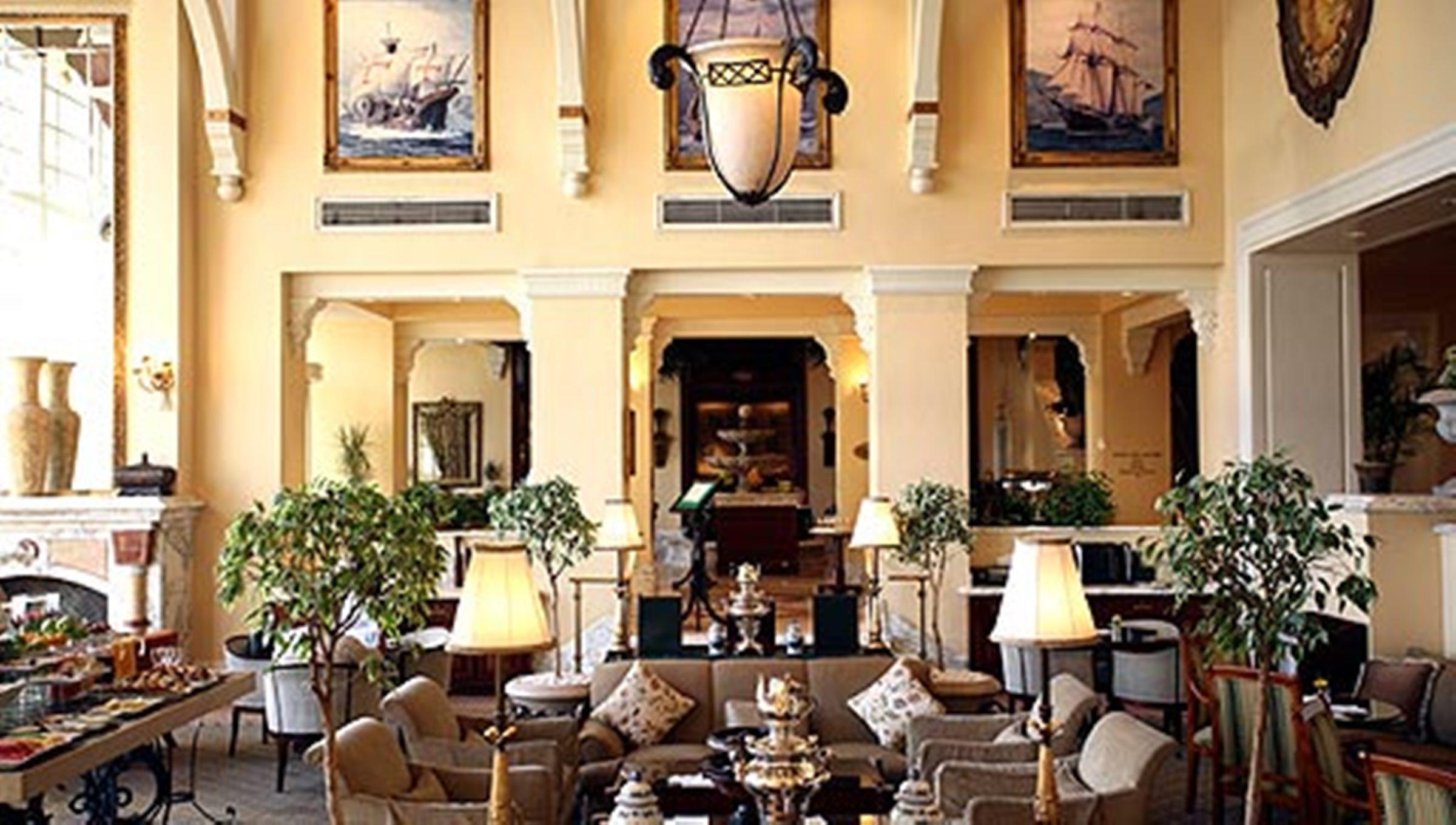 The Table Bay Hotel Ciudad del Cabo Exterior foto The lobby of the hotel